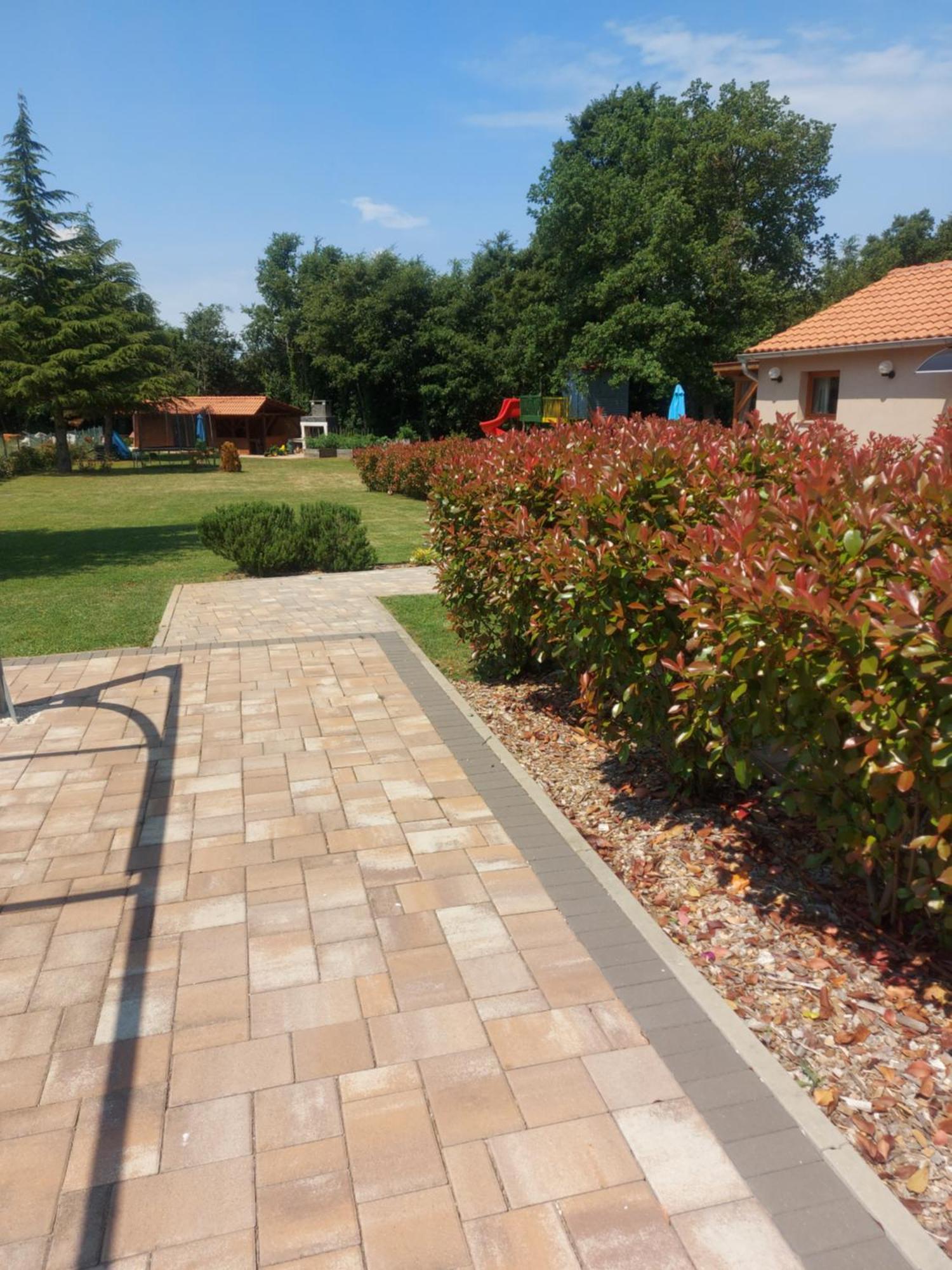 Guest House Flora Pazin Zimmer foto